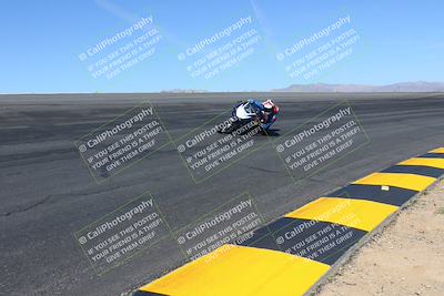 media/May-06-2024-Moto Forza (Mon) [[b33359f27d]]/1-Advanced/Session 2 (Bowl)/